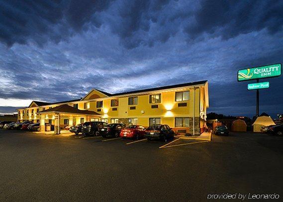 Quality - Iowa River Landing 2* Coralville
