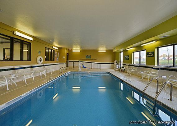 Hotel Quality - Iowa River Landing Coralville
