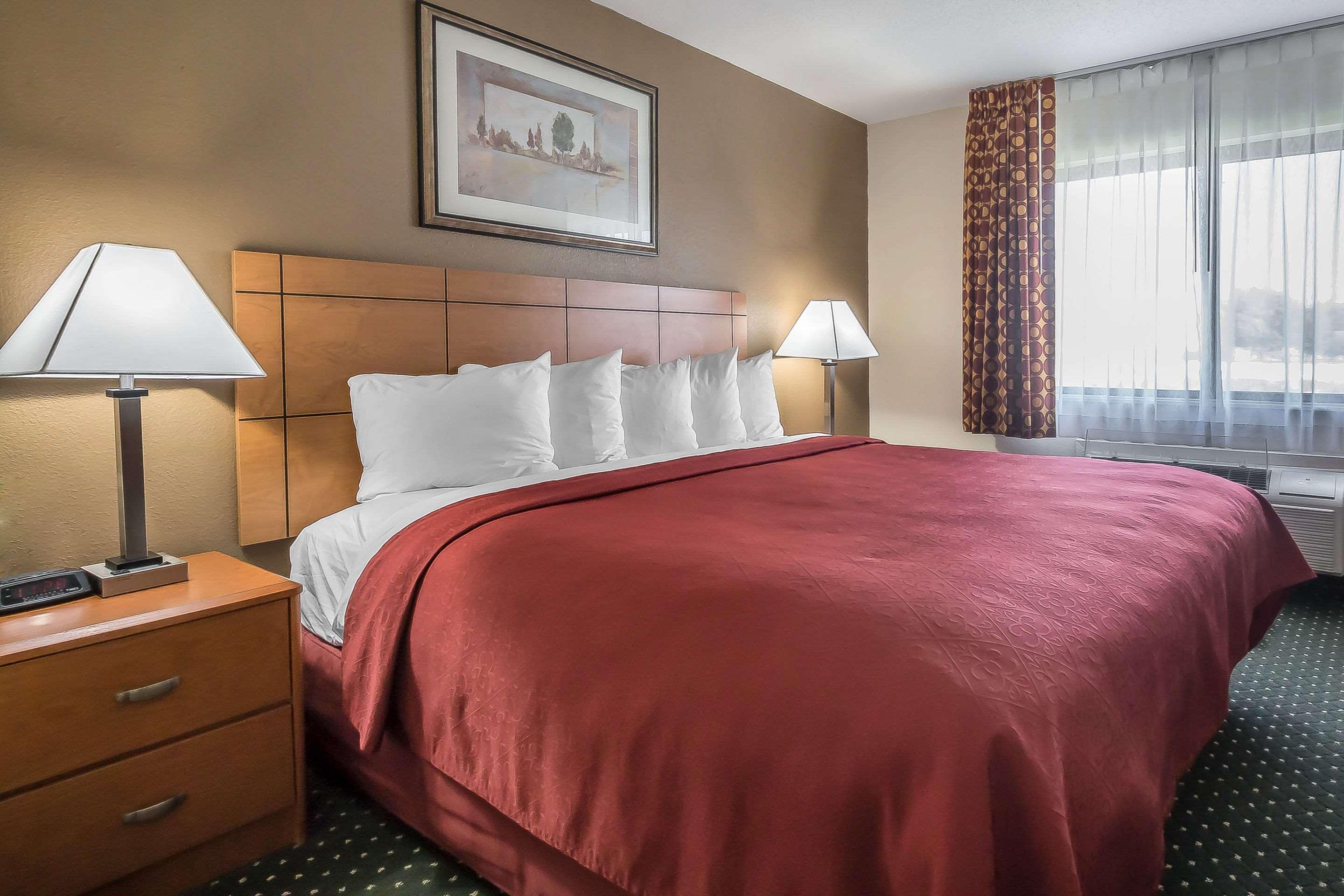 Hotel Quality - Iowa River Landing 2*