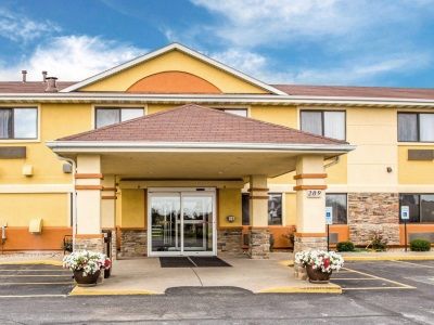 Quality - Iowa River Landing Coralville